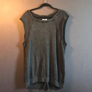 NWT Pam & Gela hi lo sweatshirt